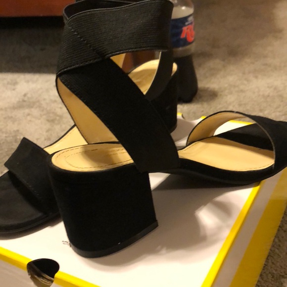 Heels - Picture 2 of 4